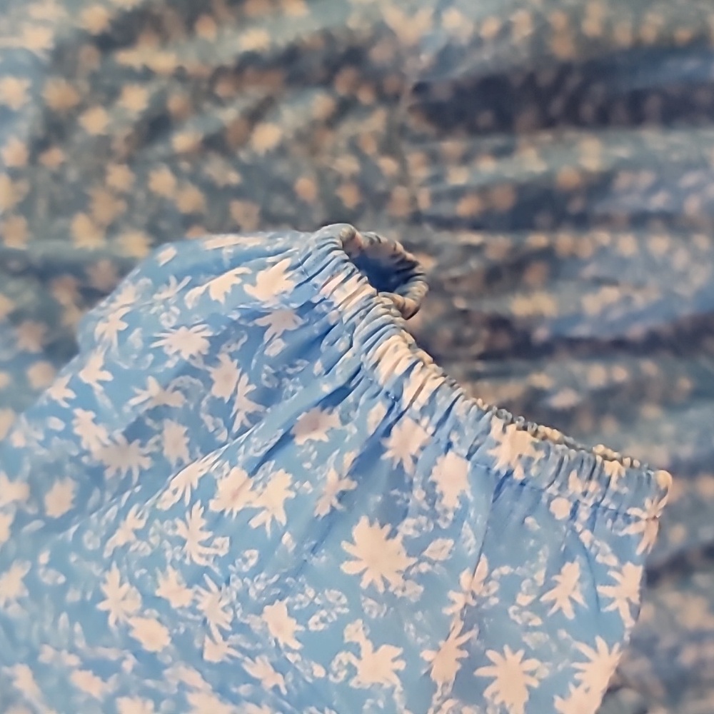Chic Blue Floral Midi Dress - Picture 5 of 9